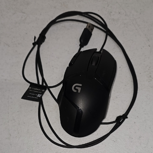 (A3) Logitech G402 Black Gaming Mouse - Picture 1 of 8